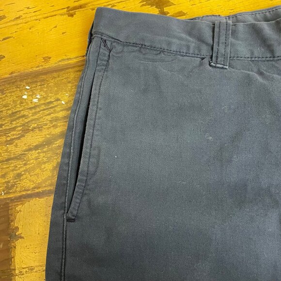 J. Crew 10.5" Short Garment Dyed Cotton Chino Sz 36 Preppy - Picture 5 of 9